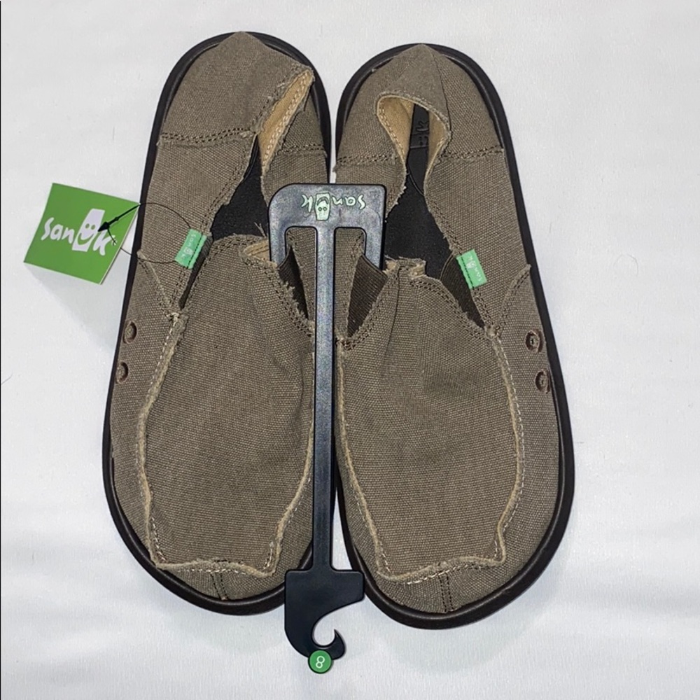 NWT Men’s Sanuk!